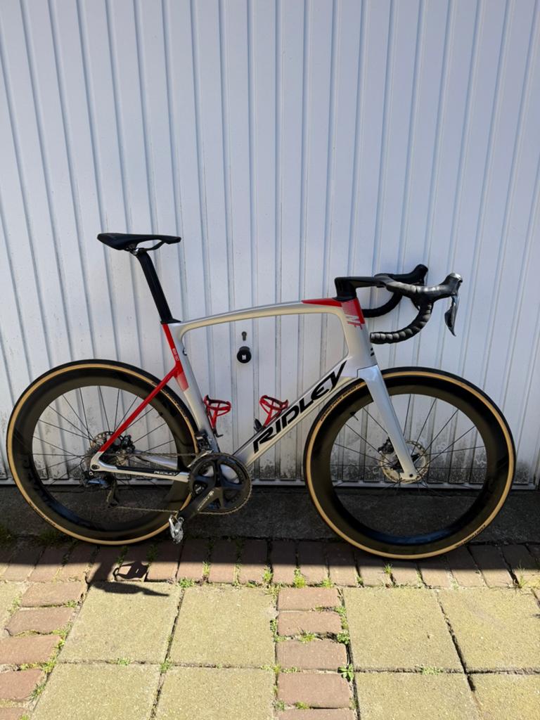 Ridley Noah Fast - Ultegra di2 - Reynolds carbon wielen, Carbon, Zo goed als nieuw, 57 tot 61 cm, Meer dan 20 versnellingen