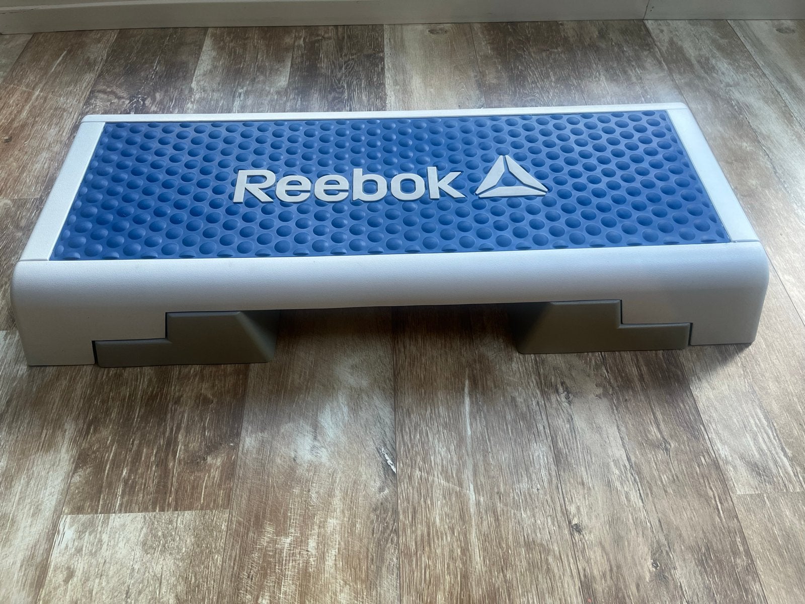 Reebok Stepbank - Ideaal voor thuisworkouts, Ophalen, Gebruikt, Benen, Stepbank