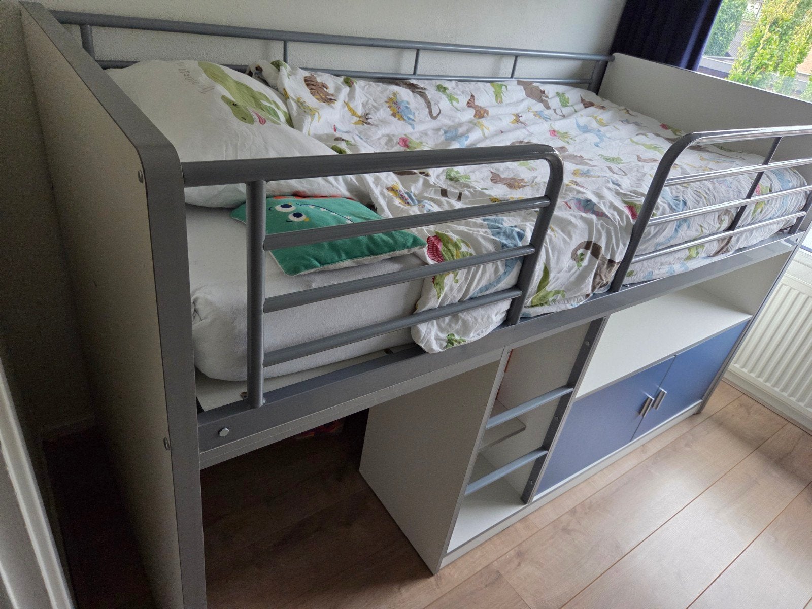 halfhoogslaper met bureau, Huis en Inrichting, Ophalen of Verzenden, 65 cm of meer, 70 cm of meer