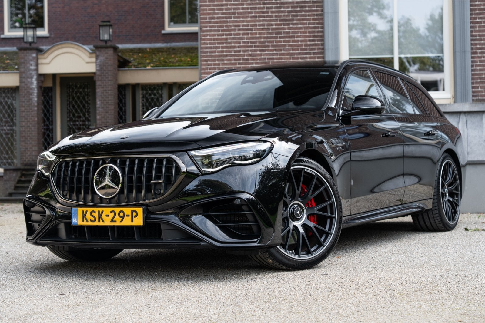 Mercedes-Benz AMG E53 Estate 612pk 9G-TRONIC 4MATIC+ 2025, Auto's, Automaat, Zwart, Vierwielaandrijving, Dealer onderhouden