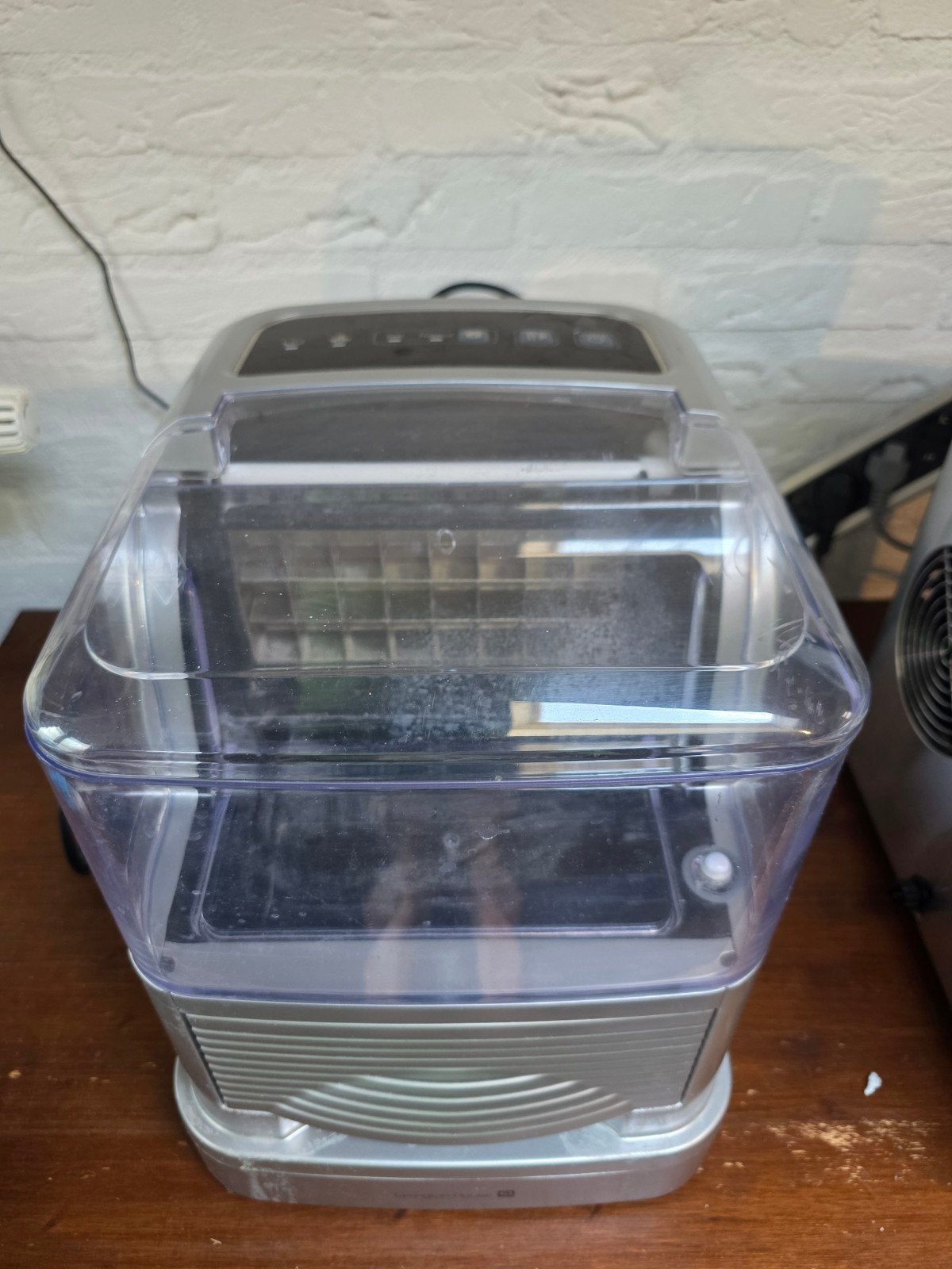 Tarrington House IM1518 IJsblokjesmachine - Zilver, Witgoed en Apparatuur, Ophalen, Gebruikt