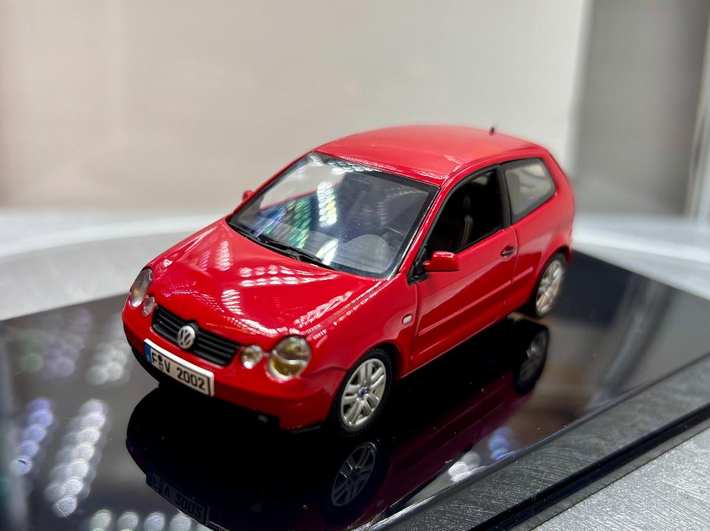1:43 Volkswagen polo, Hobby en Vrije tijd, Modelauto's | 1:43, Ophalen of Verzenden, Zo goed als nieuw, Auto, Overige merken