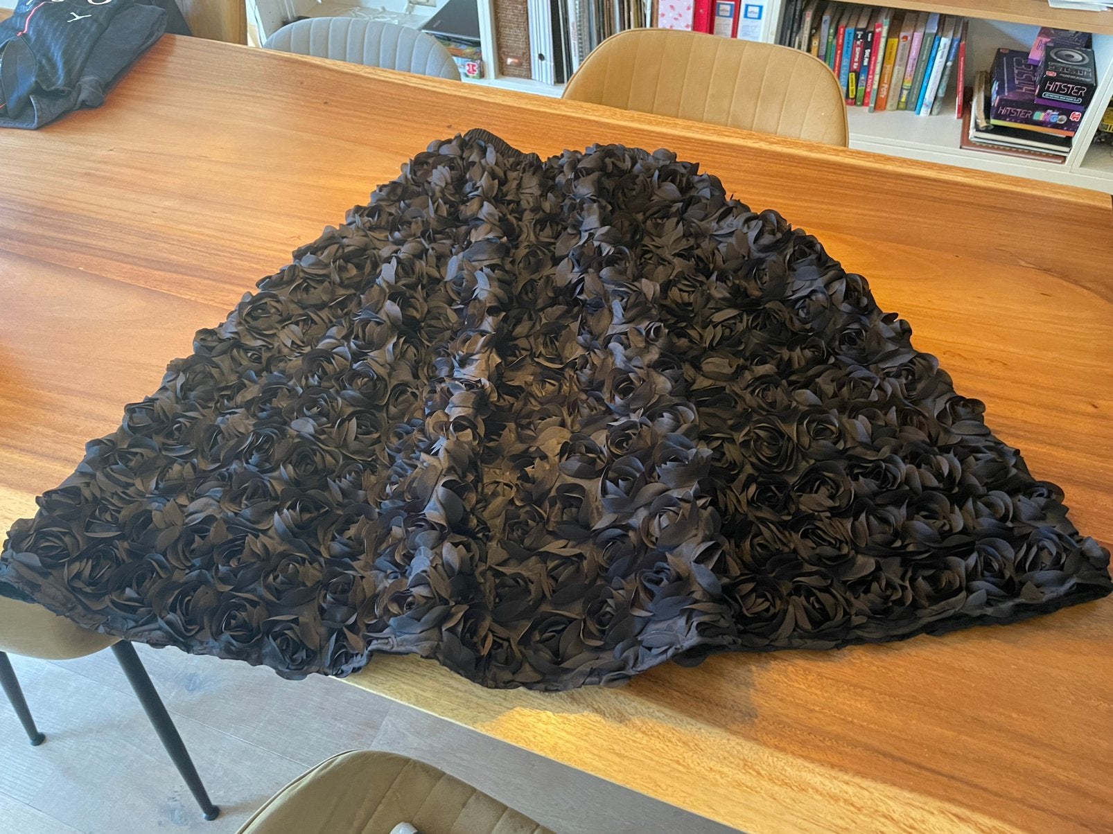 Rok van zwarte rozen, Zwart, Nieuw, Onder de knie, Ophalen