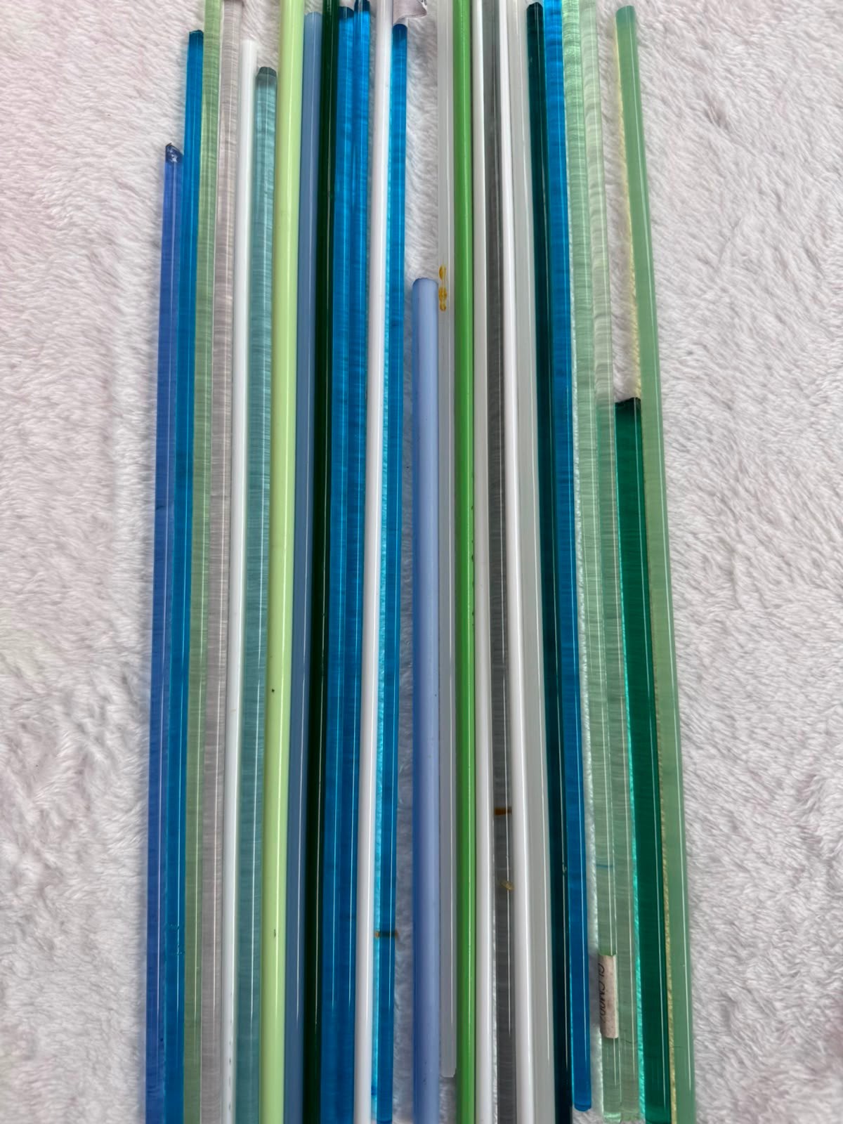 25 Glasstaven turquo tinten t.b.v.branden glaskralen -NIEUW-, Hobby en Vrije tijd, Kralen en Sieraden maken, Verzenden, Nieuw