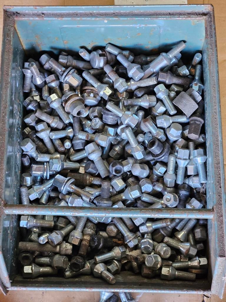 Wielbouten., Auto-onderdelen, Ophalen, Nieuw