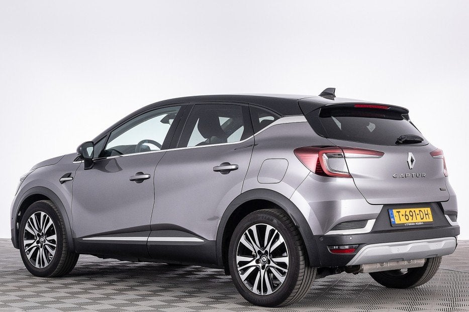 Renault Captur 1.6 E-Tech plug-in hybrid 160 iconic PHEV Aut, 12 maanden, Gebruikt, Euro 6, Bedrijf