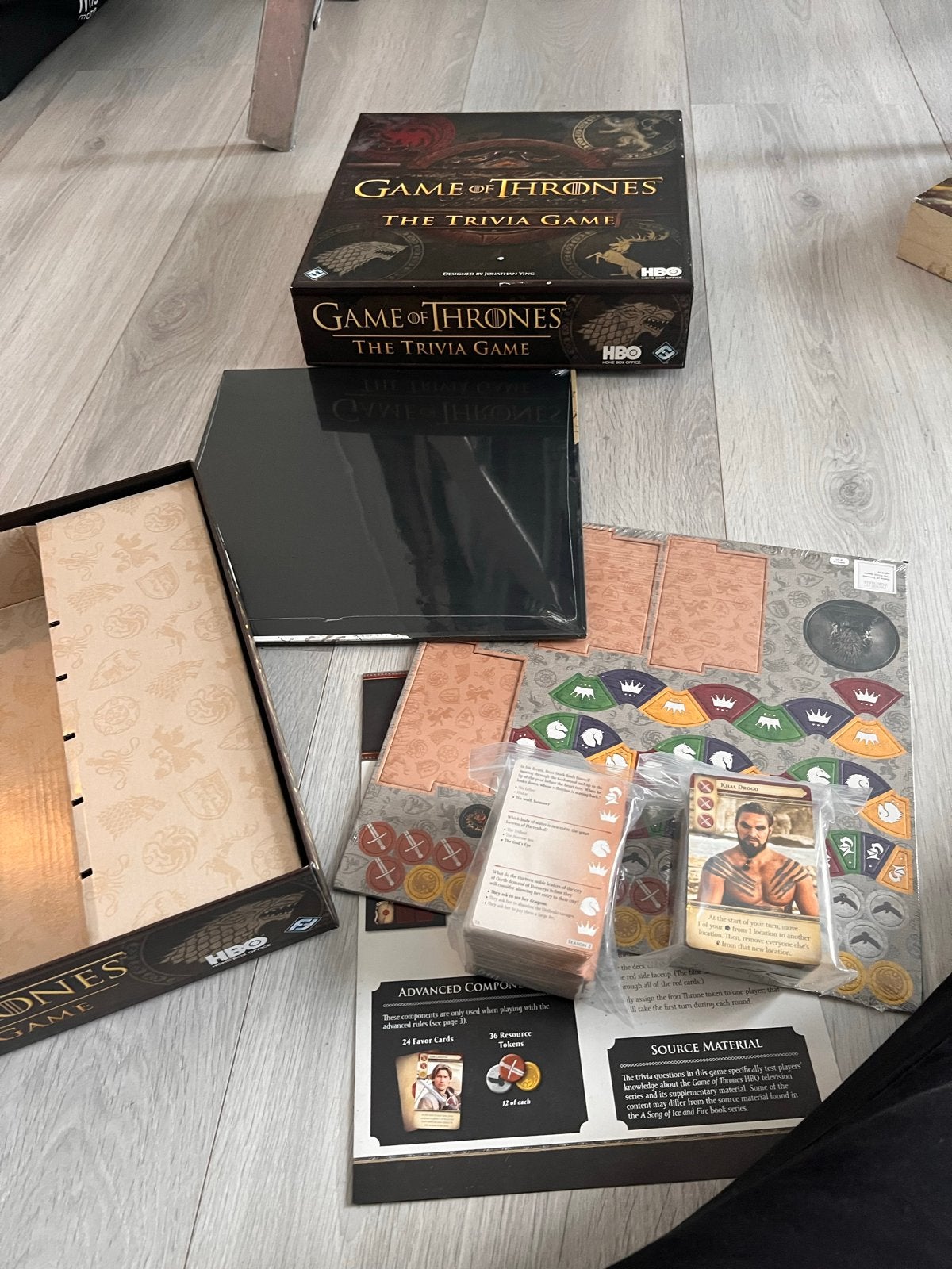 Game of Thrones Bordspellen: Trivia & Risk Editie, Hobby en Vrije tijd, Gezelschapsspellen | Bordspellen, Drie of vier spelers