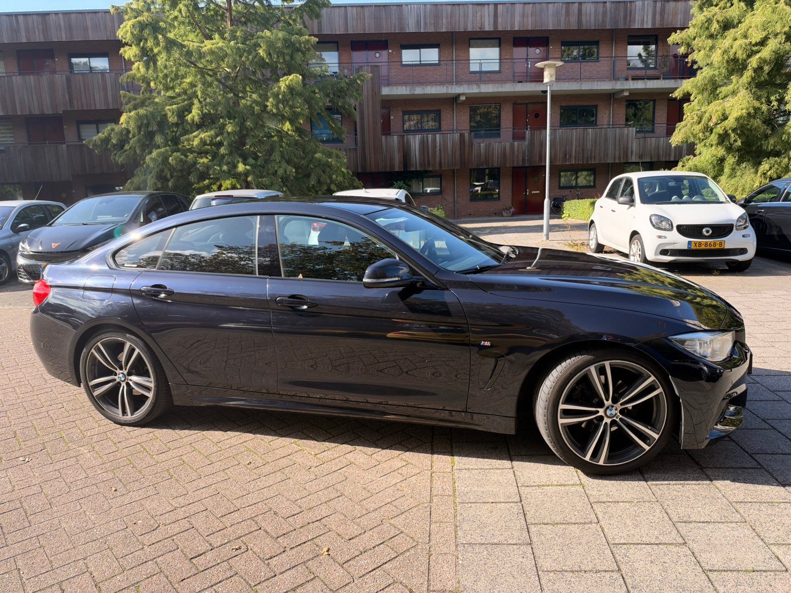 BMW  420i Gran Coupé  | HUD | HK | 19”, Auto's, Achterwielaandrijving, Zwart, Origineel Nederlands, Bedrijf