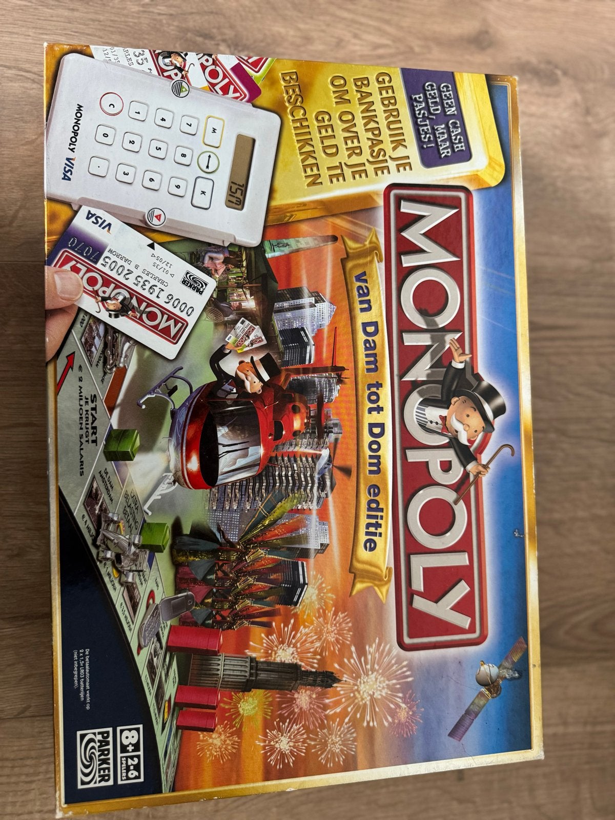 Monopoly van Dam tot Dom editie met bankpasjes, Drie of vier spelers, Ophalen, Zo goed als nieuw