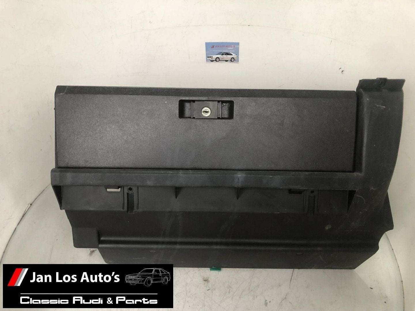 Audi 80 B2 dashboardkastje bruin 1979-1983, Gebruikt, -, -, -