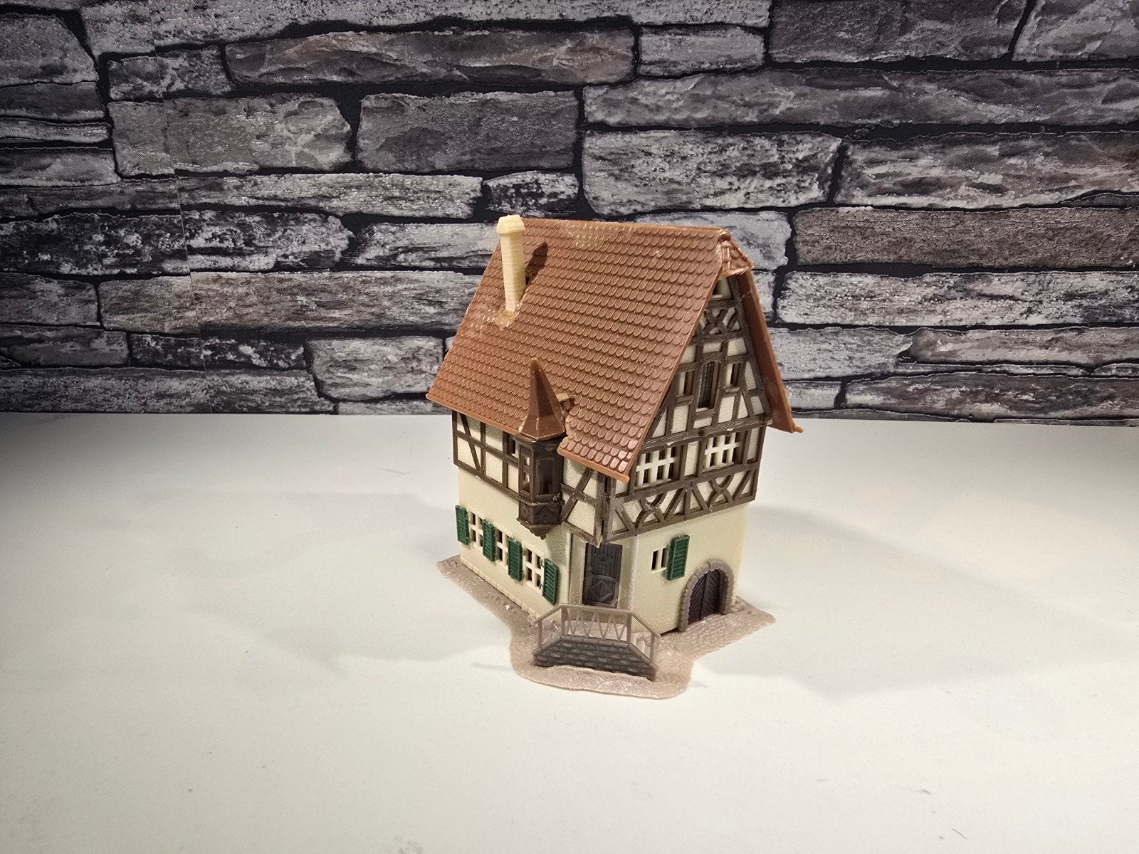 Vakwerkhuis Duits huis N spoor trein 1:160, Hobby en Vrije tijd, Modeltreinen | N-Spoor, Overige merken, Gebruikt, Gelijkstroom of Wisselstroom