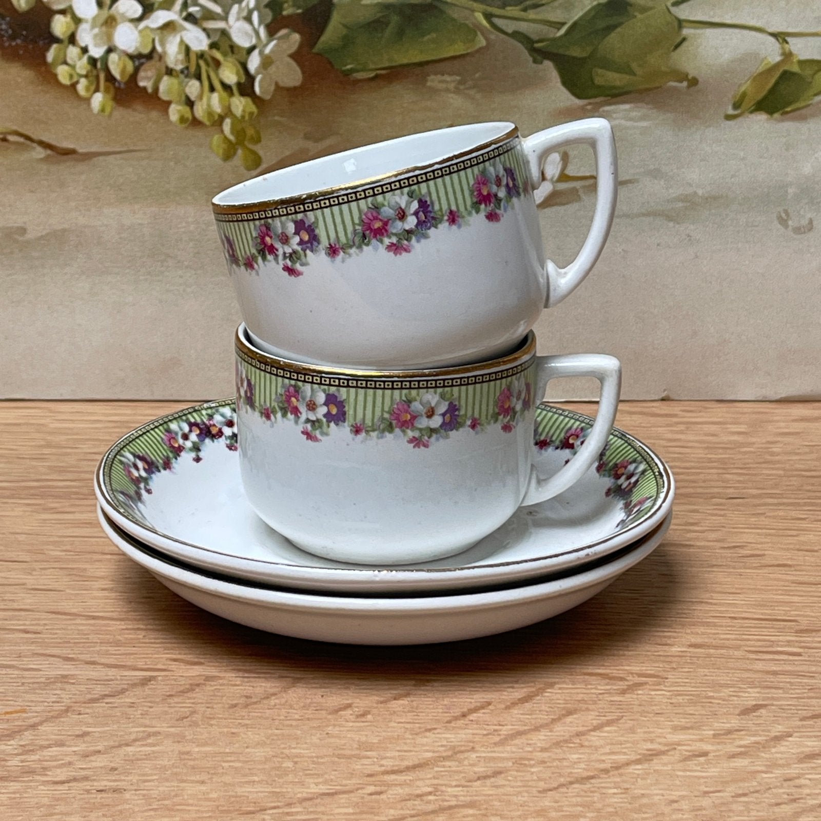 2 antieke Petrus Regout kopjes met schotels  • decor 17 03, Verzenden