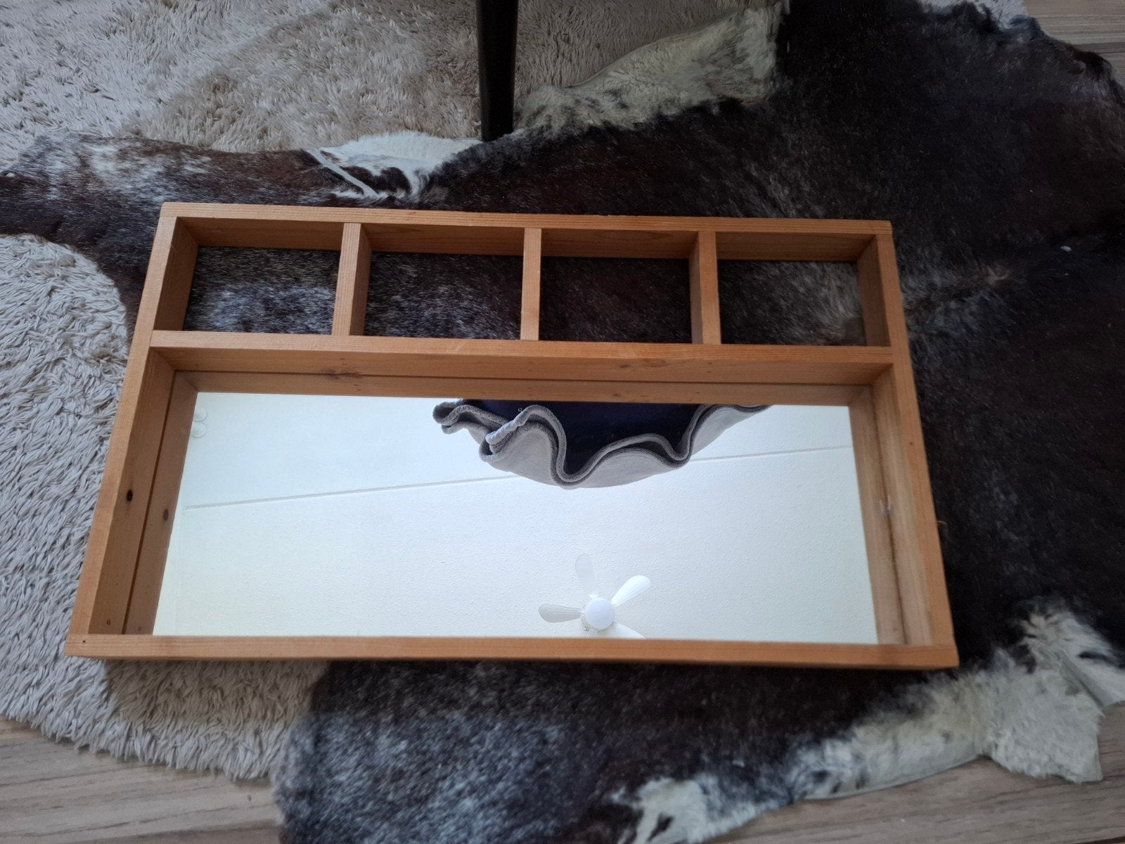 Houten spiegel met opbergvakken, Ophalen of Verzenden