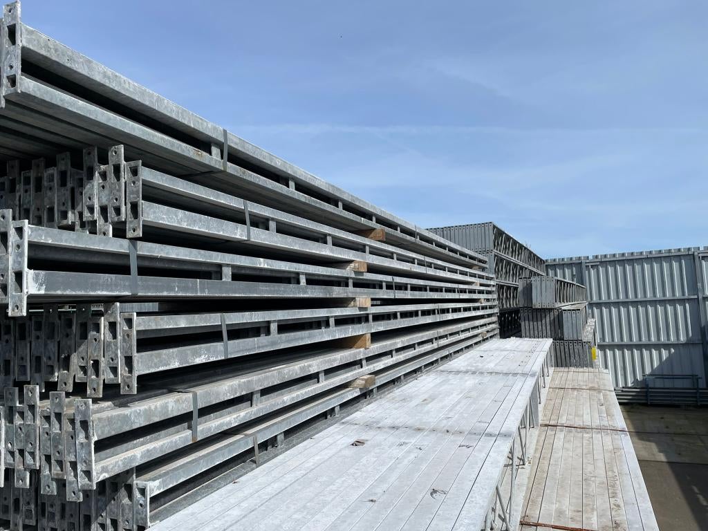 Traliespanten | Lengte= 6.320 mm | Hoogte= 130 mm, Doe-het-zelf en Verbouw, Metalen, Ophalen of Verzenden, Gebruikt, IJzer