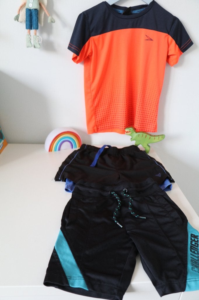Sportkleding maat 116, Ophalen, Zo goed als nieuw, Jongen, Jurk of Rok