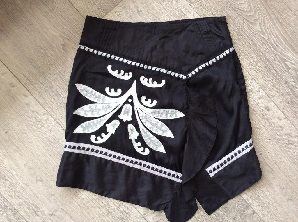 Mooie rok (36) Steps, Kleding | Dames, Rokken, Zwart, Ophalen of Verzenden, Zo goed als nieuw, Knielengte