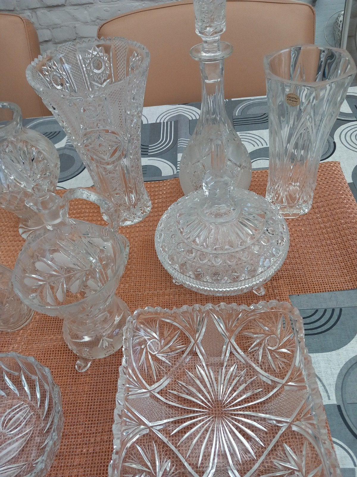 diverse kristallen items, Ophalen