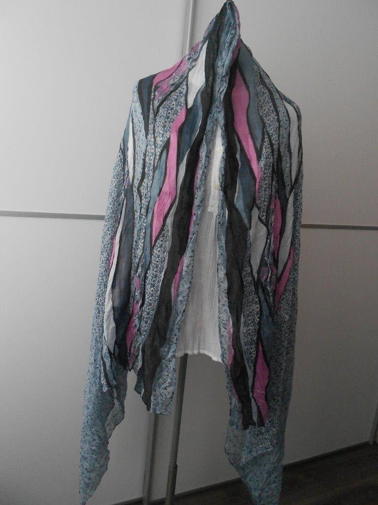 Grijs/rose/zwarte sjaal, Ophalen of Verzenden, Zo goed als nieuw, Maat 46/48 (XL) of groter, Sjaal