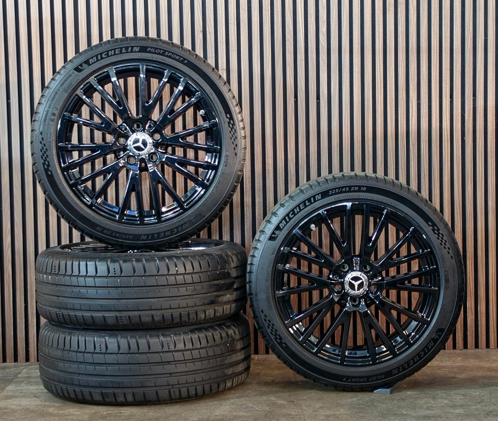 ZGAN 18" Orig Mercedes Velgen+ZGAN Michelin Zomebanden 5x112, 18 inch, Banden en Velgen, Mercedes, Personenwagen
