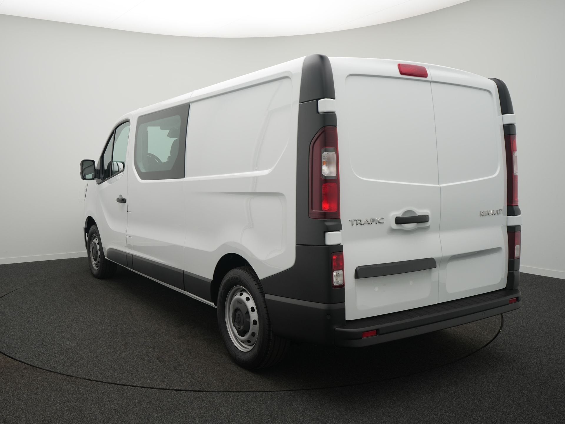 Renault Trafic 2.0 Blue dCi 130 T29 L2H1 Start DC - Extra sl, Voorwielaandrijving, Gebruikt, 4 cilinders, Wit