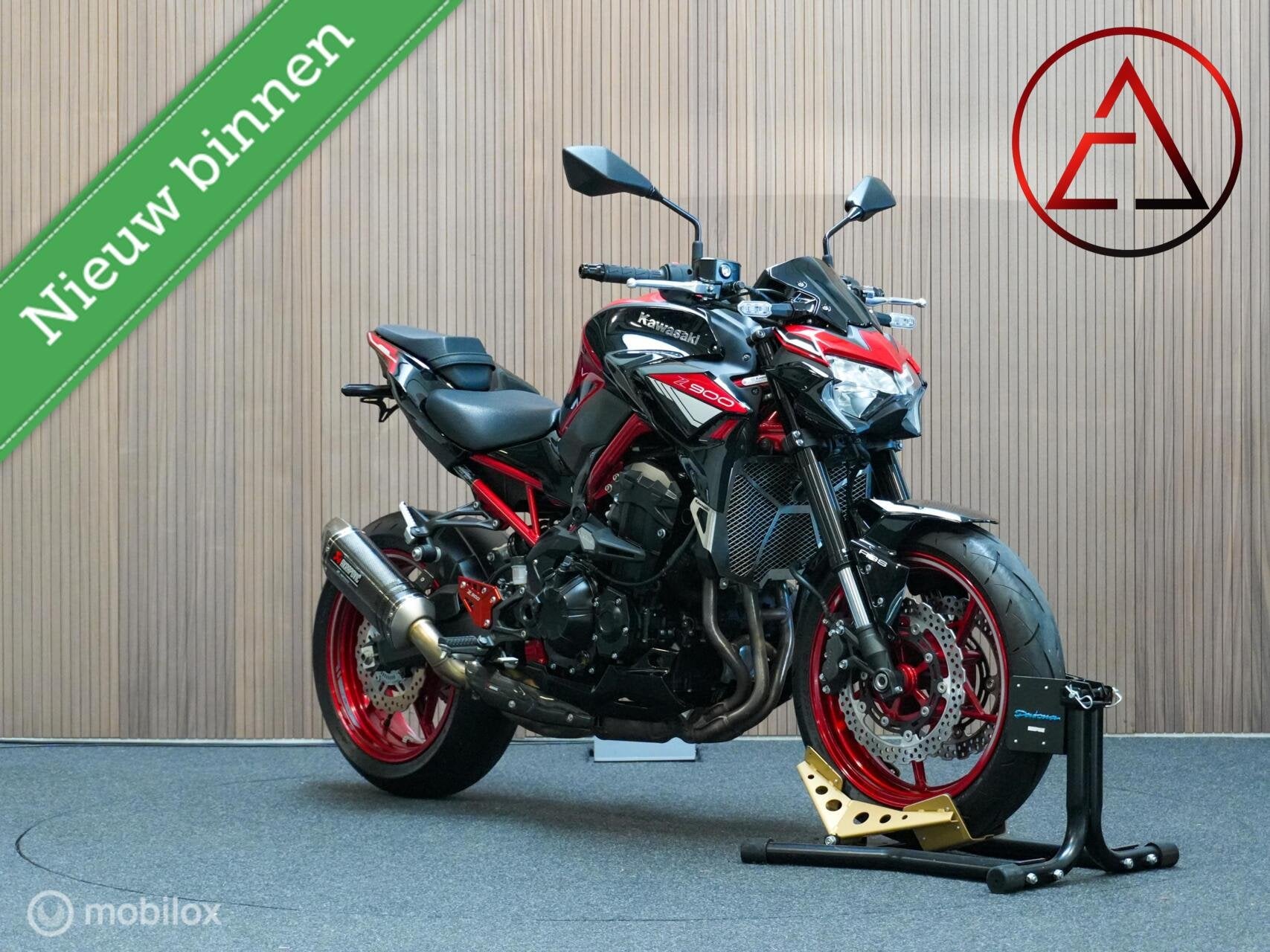 Kawasaki Z900 Candy Red 2024 | A2 70kW | Performance Pack, Motoren, Motoren | Kawasaki, Kawasaki, Christiaan huygensweg 32D, 948 cc