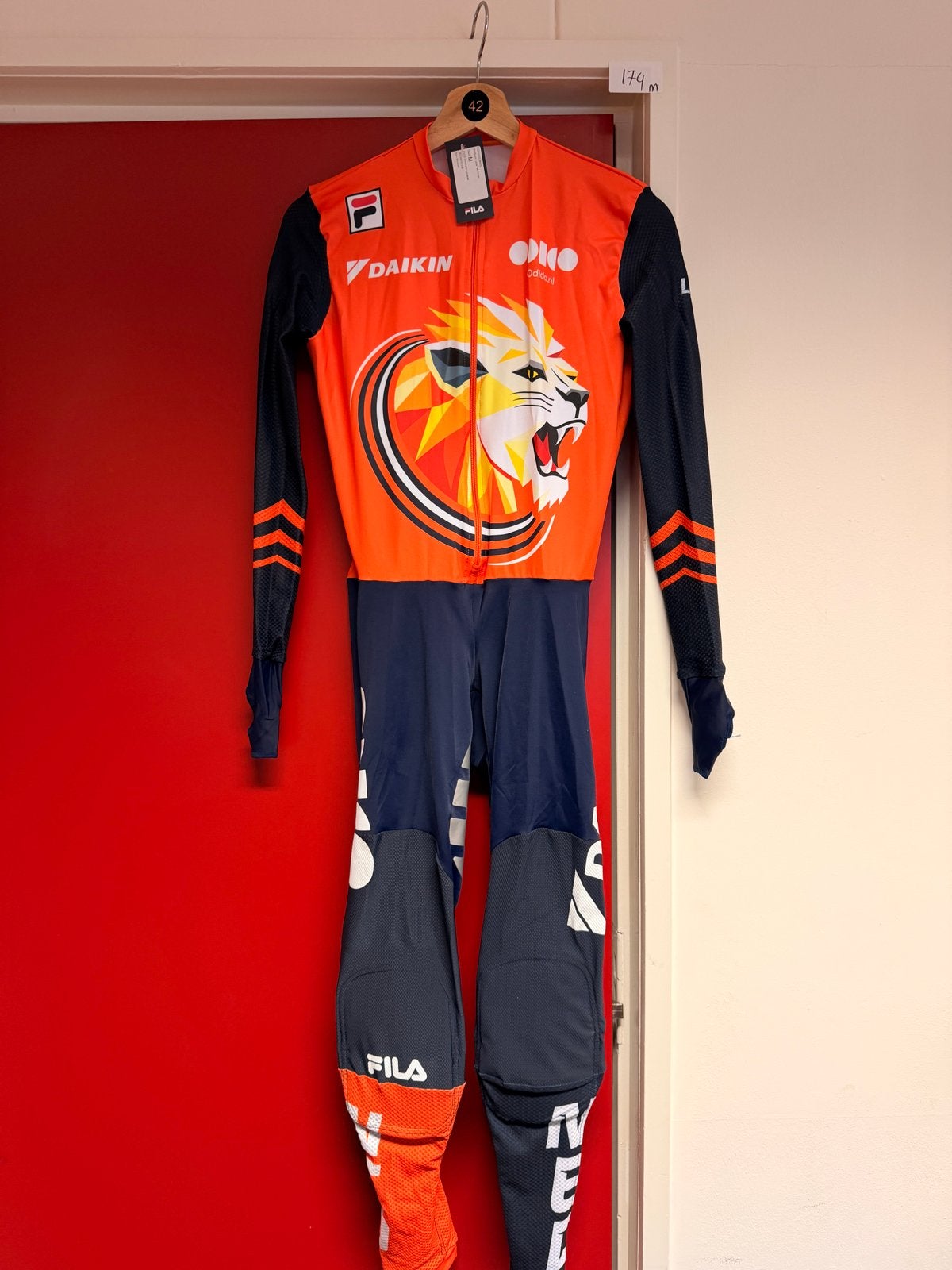 Nieuw Shorttrack schaatspak - Maat M, Sport en Fitness, Schaatsen, Ophalen of Verzenden, Nieuw