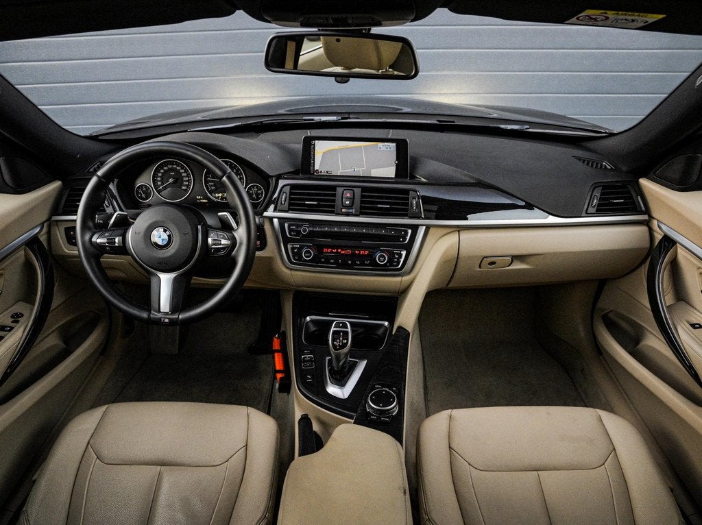 BMW 3-serie Gran Turismo 320i High Executive | Automaat | Pa, Auto's, Automaat, Achterwielaandrijving, Gebruikt, 4 cilinders