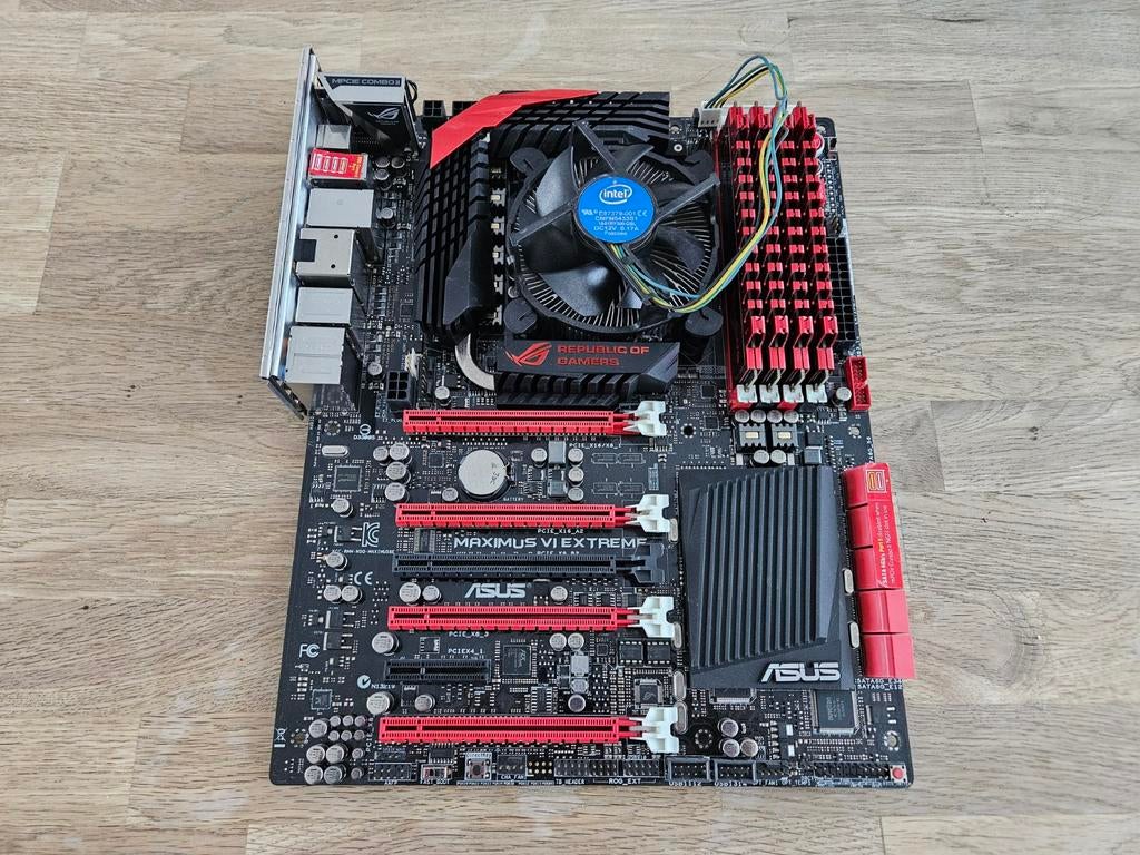 Asus Maximus VI Extreme incl. Intel Core i7-4771 cpu, 16gb., Gebruikt, DDR3, Ophalen of Verzenden, LGA 1150