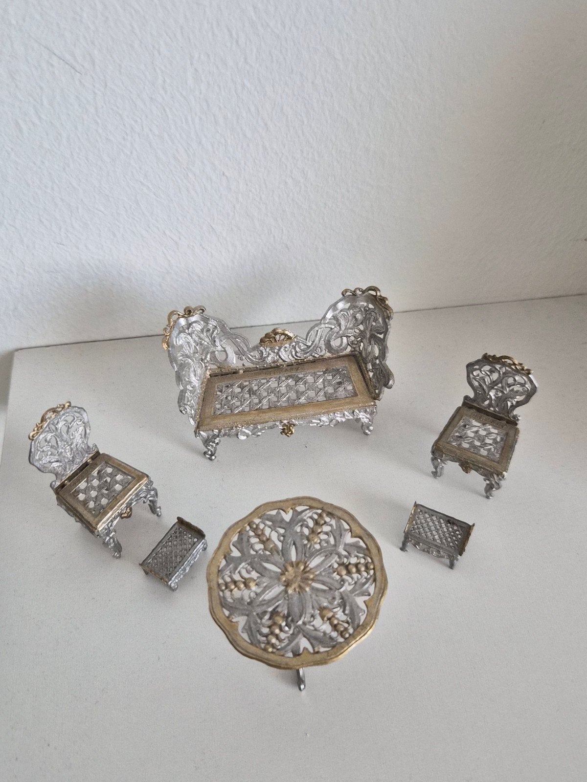 Antiek Duits Poppenhuismeubilair - Zacht Metaal Zilver/Goud, Ophalen of Verzenden