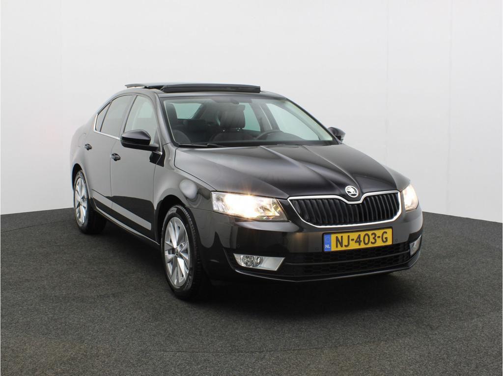 Skoda octavia 2017 - 999 cc - NAP - Top conditie - 18km/ lL, Auto's, Zwart, Handgeschakeld, Particulier, 3 cilinders