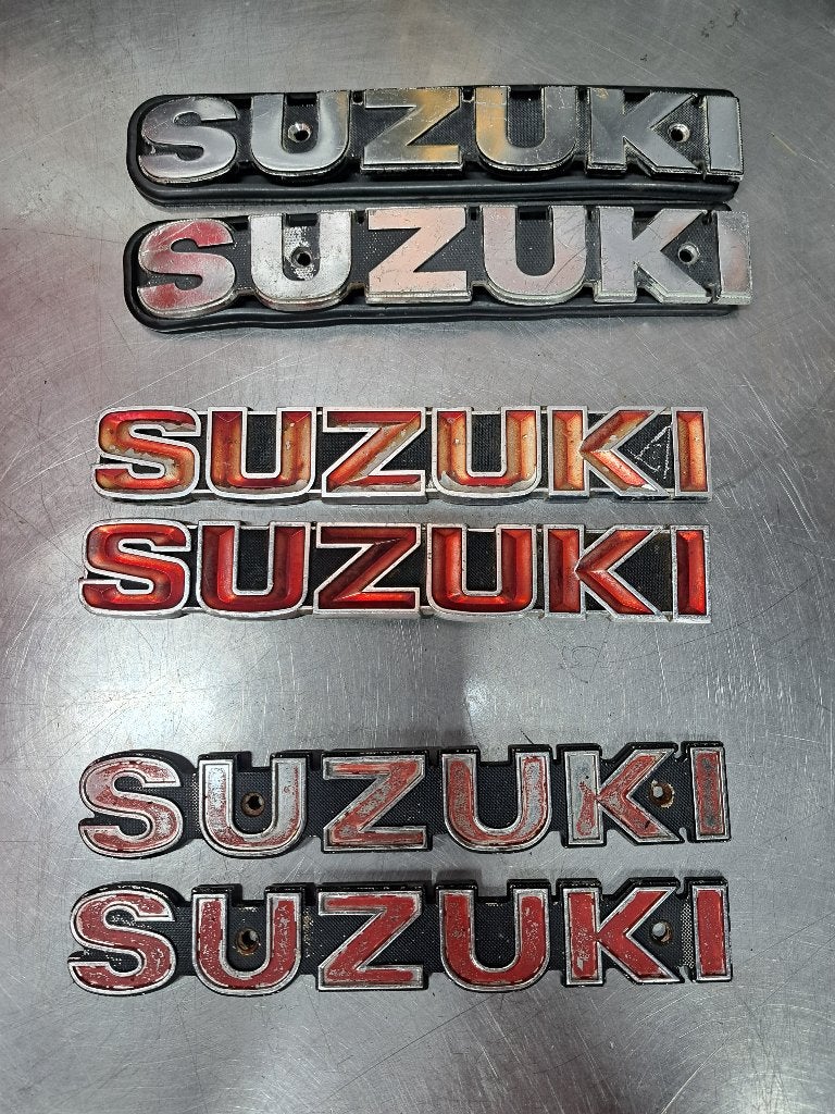Suzuki tankembleem, Motoren, Ophalen, Gebruikt