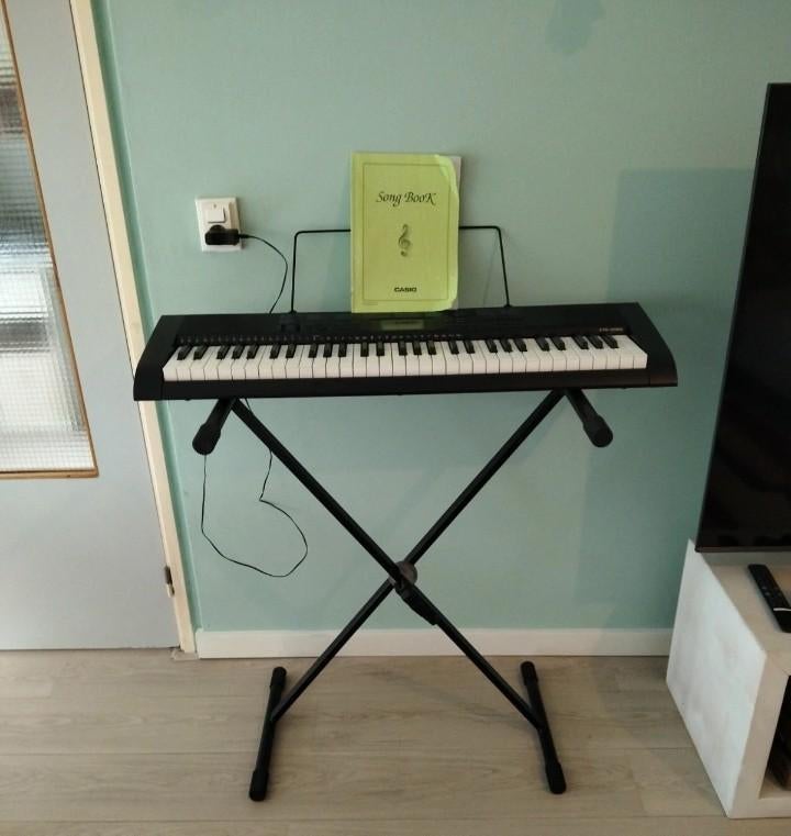 Casio CTK-1200 keyboard in uitstekende staat, Ophalen of Verzenden, Zo goed als nieuw, 61 toetsen, Casio