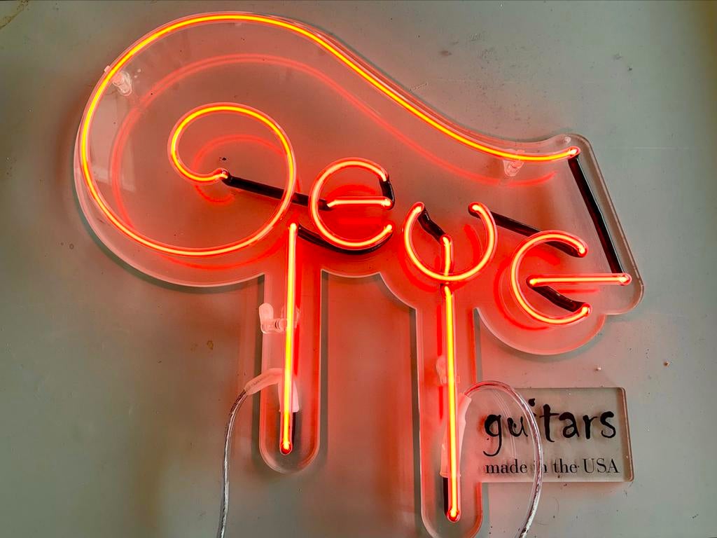Teye guitar neon, Ophalen, Zo goed als nieuw, Solid body, Overige merken