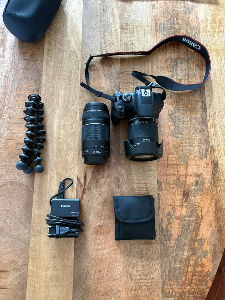 Canon 1300d set, Ophalen of Verzenden, Zo goed als nieuw, Canon, Geen optische zoom