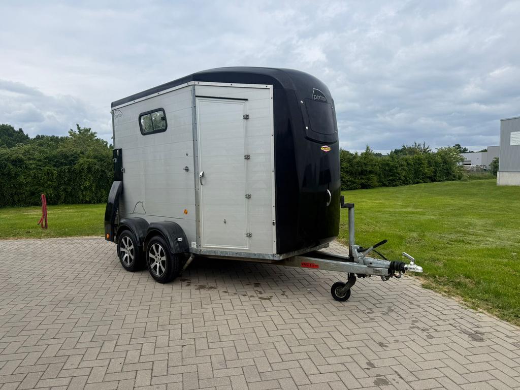 Super gave bockman portax 2 paardstrailer, Dieren en Toebehoren, Paarden en Pony's | Trailers en Aanhangwagens, Ophalen of Verzenden