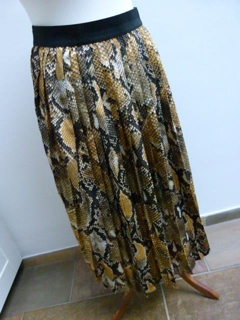 STUDIO ONLY halflange plooi rok maat M 38 40, Kleding | Dames, Maat 38/40 (M), Ophalen of Verzenden, Zo goed als nieuw, Onder de knie