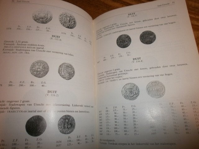 koperen munten 7 provincien verenigde ned 1546-1795 veel afb, Ophalen of Verzenden, Gelezen, Overige onderwerpen