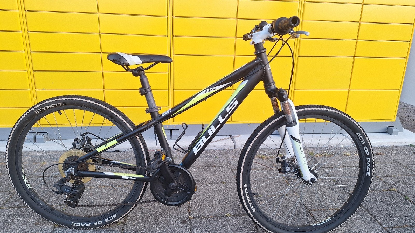 Bulls Tokee Disc Kinderfiets 24 inch, framemaat 32, Fietsen en Brommers, Fietsen | Kinderfietsjes, Ophalen, 20 inch of meer, Gebruikt