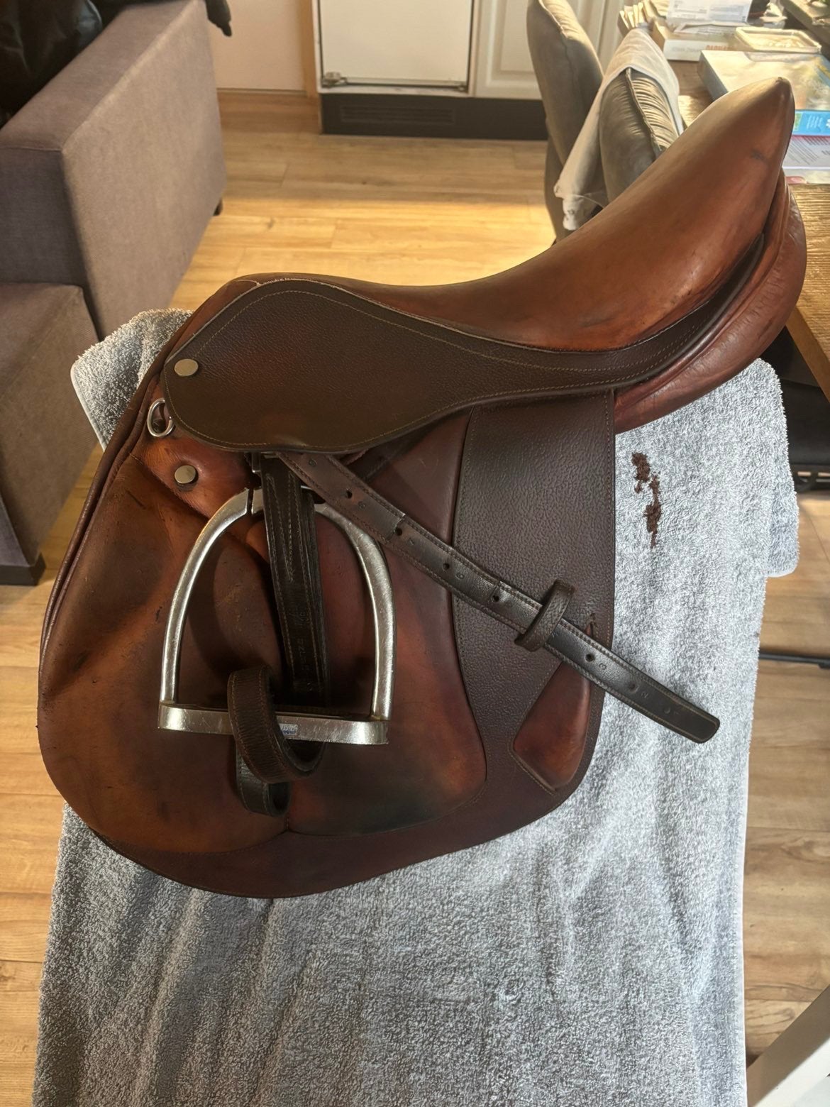 Bruin spring/eventing zadel 17,5 inch, L (17.5 inch), Gebruikt, Overige merken, Ophalen of Verzenden
