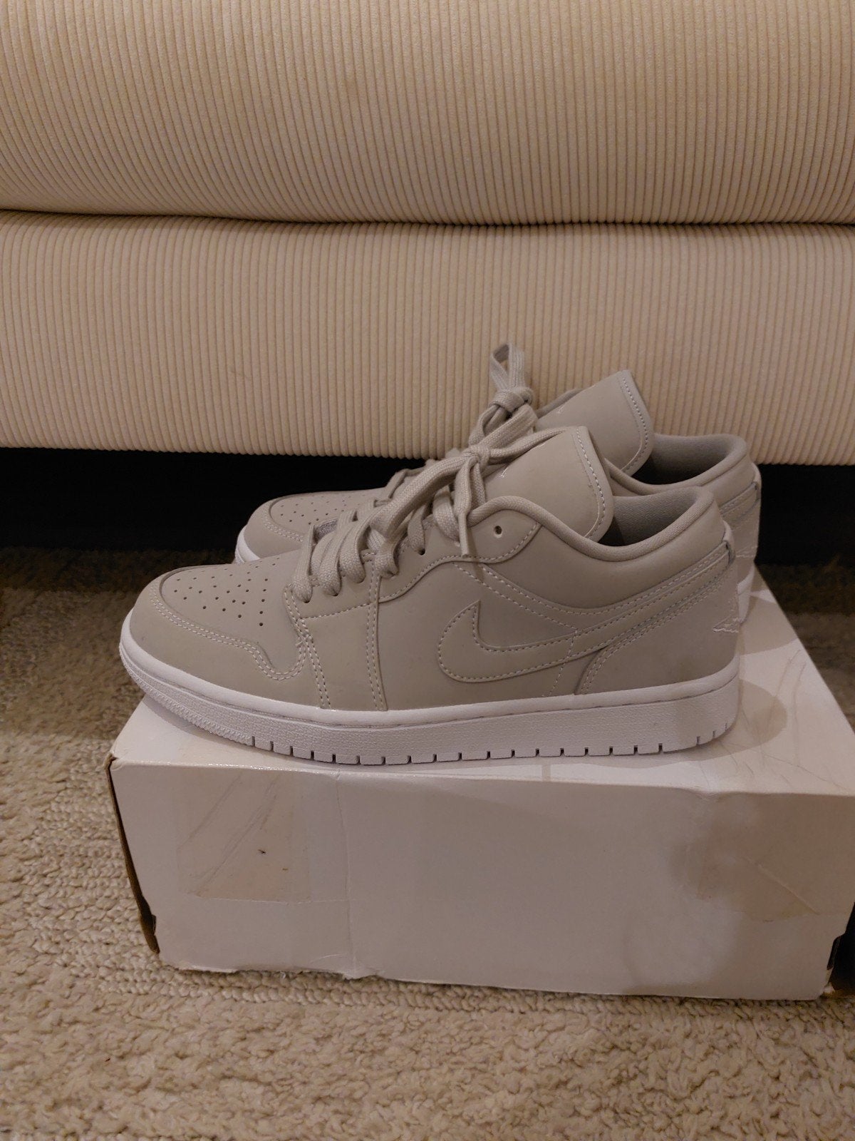 Nieuwe Nike Jordan 1 Low sneakers - Maat 39, Kleding | Dames, Schoenen, Ophalen, Beige, Nike Jordan, Nieuw