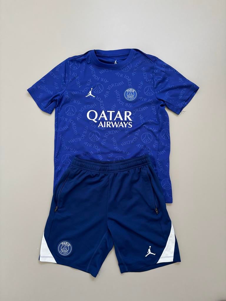 PSG Jordan trainingspak blauw - shirt en broekje, Ophalen of Verzenden, Zo goed als nieuw