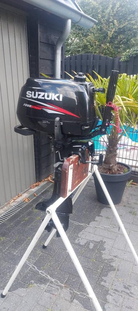 Buitenboordmotor Motor suzuki 5 pk, 5 tot 10 pk, Viertaktmotor, Ophalen of Verzenden, Zo goed als nieuw