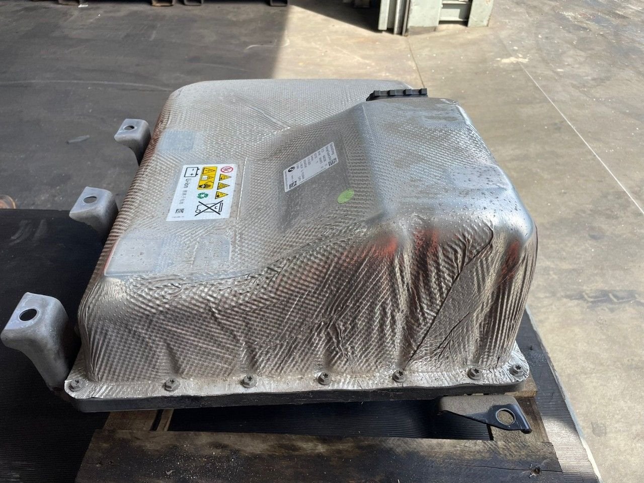 Hybride hoogspannings accu Mini Countryman, Onderdelen@venauto.nl, Van der Ven Autorecycling B.V., Gebruikt, Ettenseweg 76, 4706 PB Roosendaal, The Netherlands