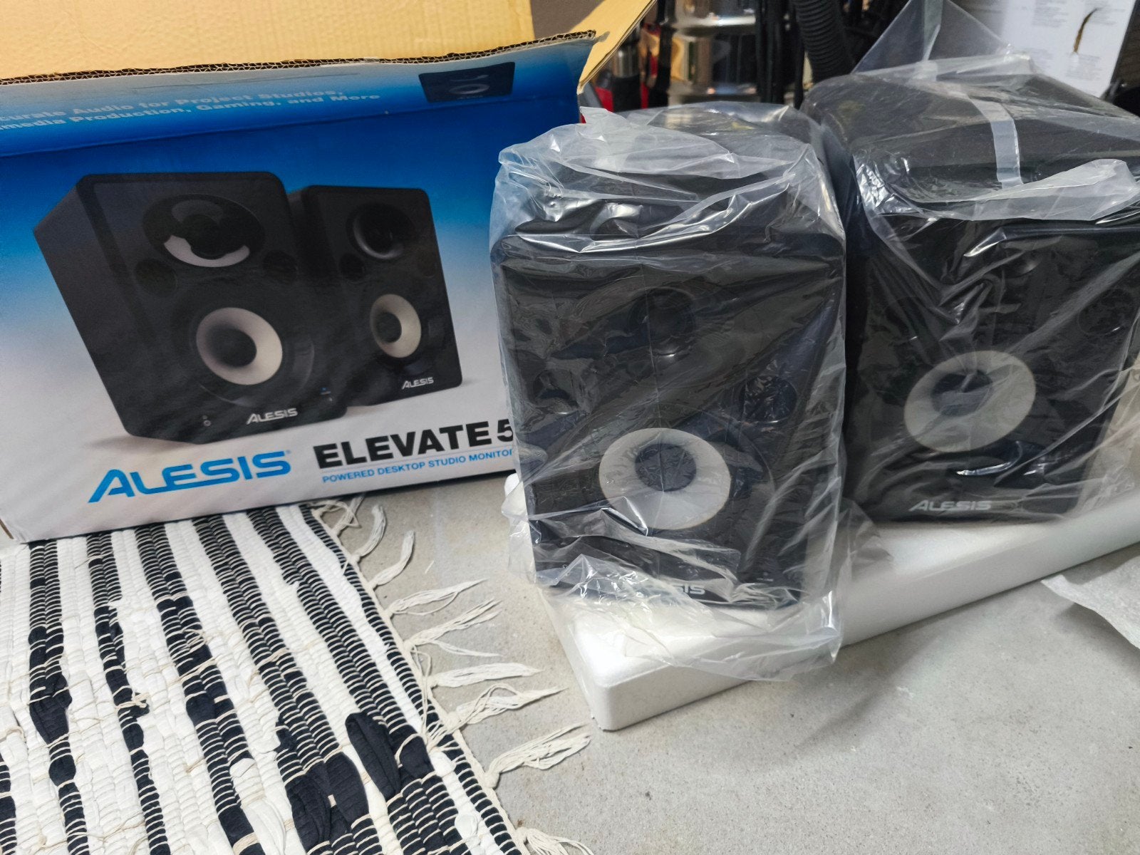 Alesis Elevate 5 actieve monitor speakers, Audio, Tv en Foto, Overige merken, Studiomonitor, Inclusief kabels, Ophalen of Verzenden