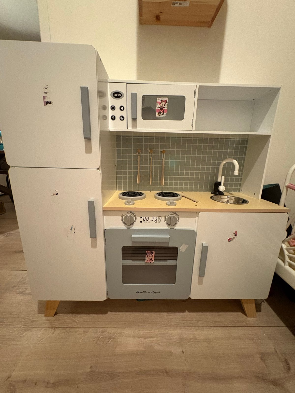 Houten speelkeuken met koelkast en magnetron, Ophalen, Gebruikt, Knutselen