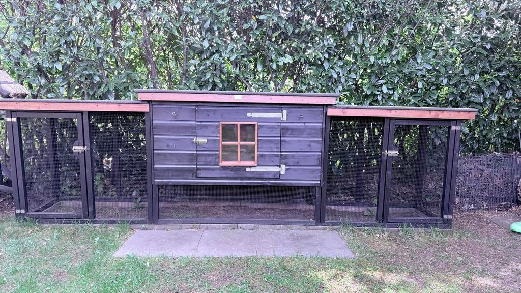 Konijnenhok met nachthok en ren., Dieren en Toebehoren, Knaagdieren en Konijnen | Hokken en Kooien, Zo goed als nieuw, Hok, 90 cm of meer