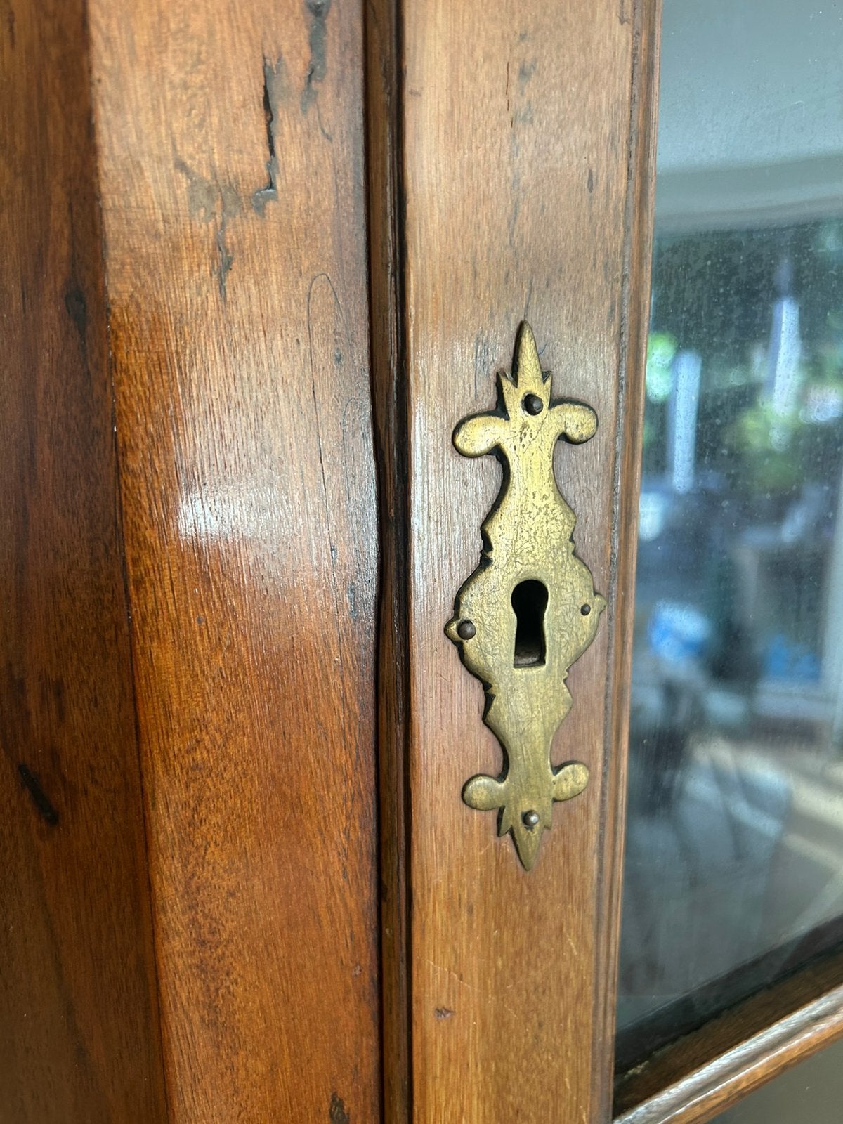 Vintage hoekkast, Huis en Inrichting, Woonaccessoires | Kamerschermen, Ophalen, Zo goed als nieuw