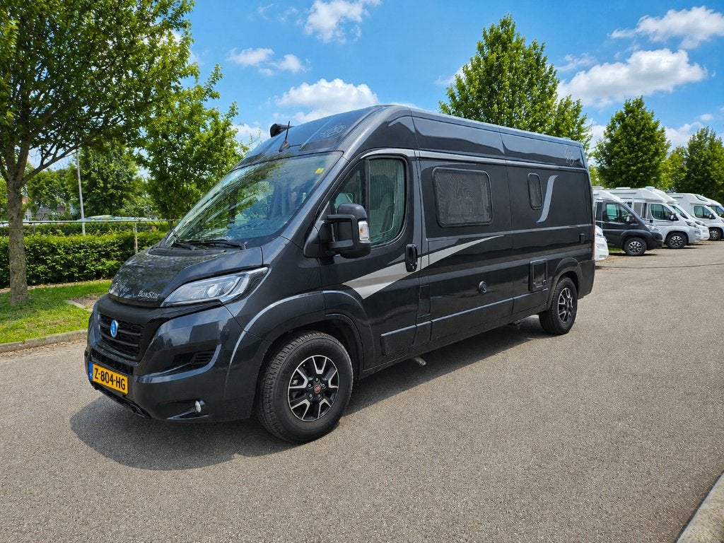 Caravans And Camping Knaus