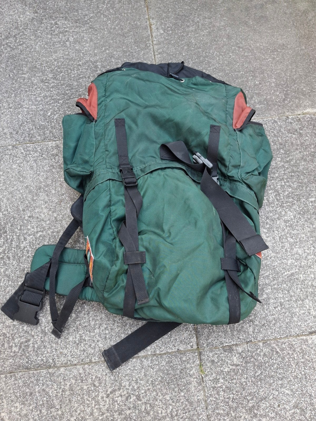Grote Groene Trekking Rugzak - Ideaal voor Avontuur, Sieraden, Tassen en Uiterlijk, Tassen | Rugtassen, Ophalen of Verzenden, Gebruikt