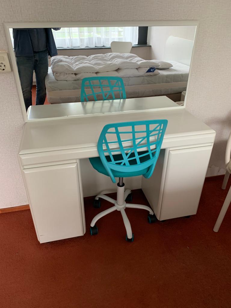 Kaptafel met spiegel ( vast) en bureaustoel, Ophalen, Gebruikt, 50 tot 100 cm, Minder dan 100 cm
